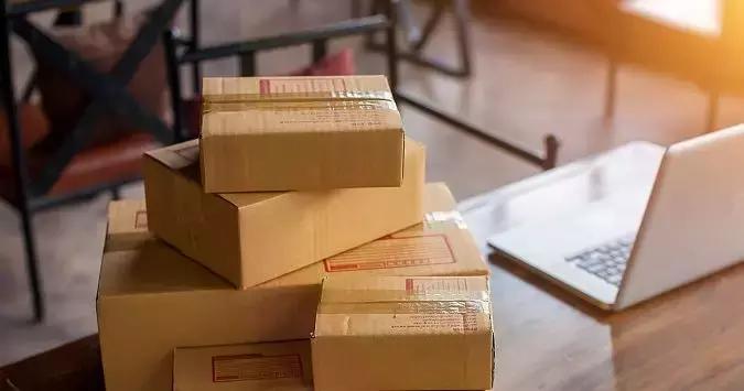 朋友圈不给看的代购靠谱吗,朋友圈代购是合法的吗