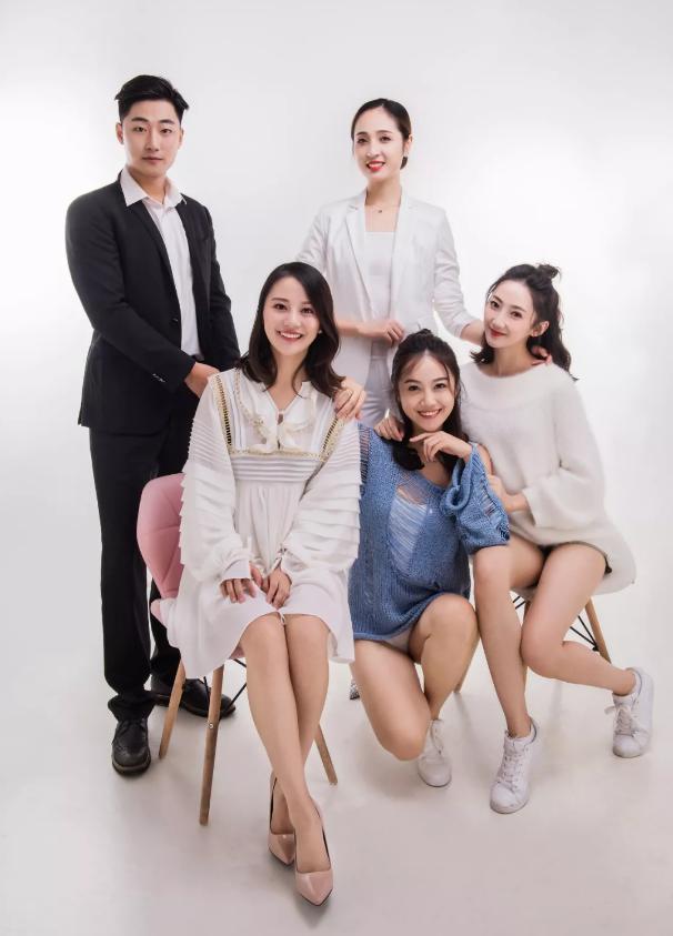 开心木门代言人完整版,开心木门代言人是谁