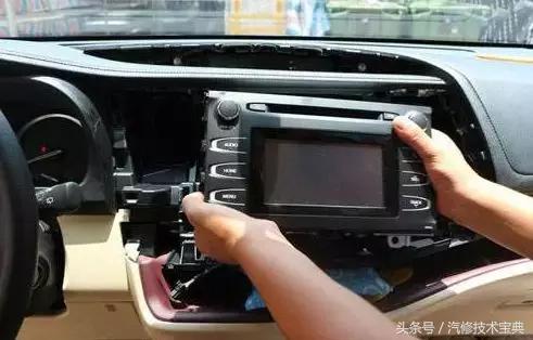 汽车电路的常见线路故障有哪些,汽车电路维修常见故障有哪些