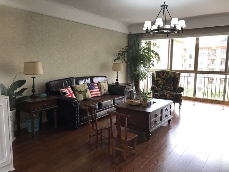 花了30万装修风格140平米,现代风装修120平要花多少钱装修