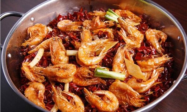 干锅香辣虾加盟哪个品牌好,麻辣小龙虾加盟店前景