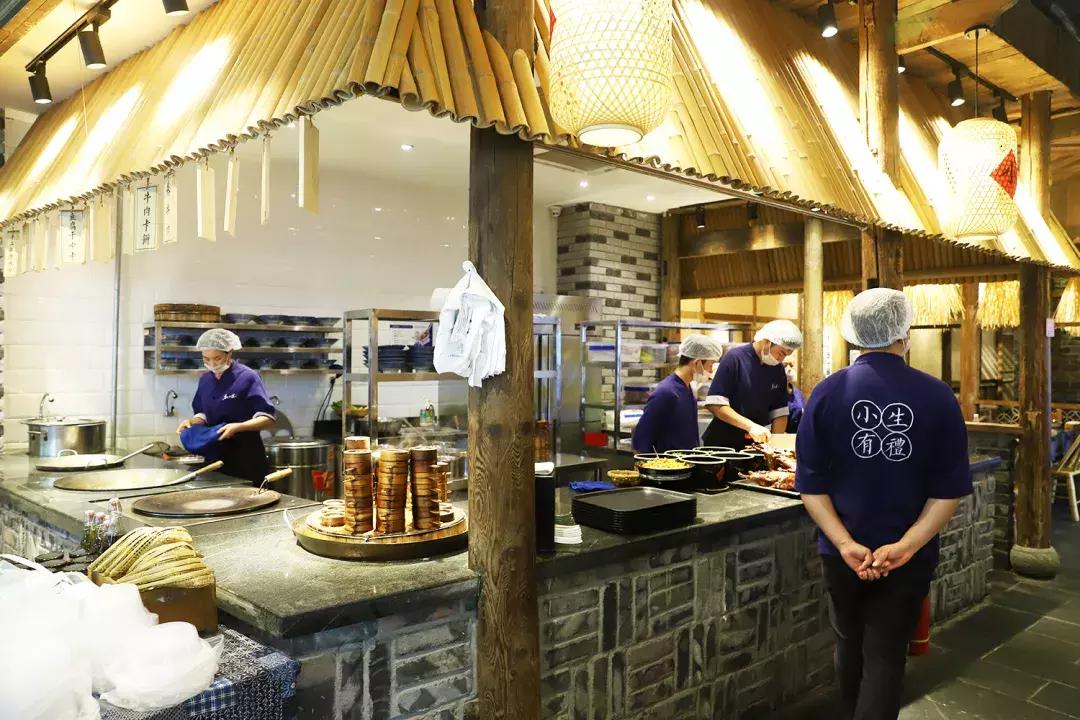 春熙路附近藏了个美食“小乐山”，人均30吃到撑！