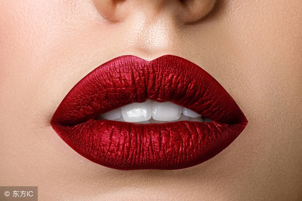 嘴唇黑怎样变回正常颜色,嘴唇看健康的4个征兆