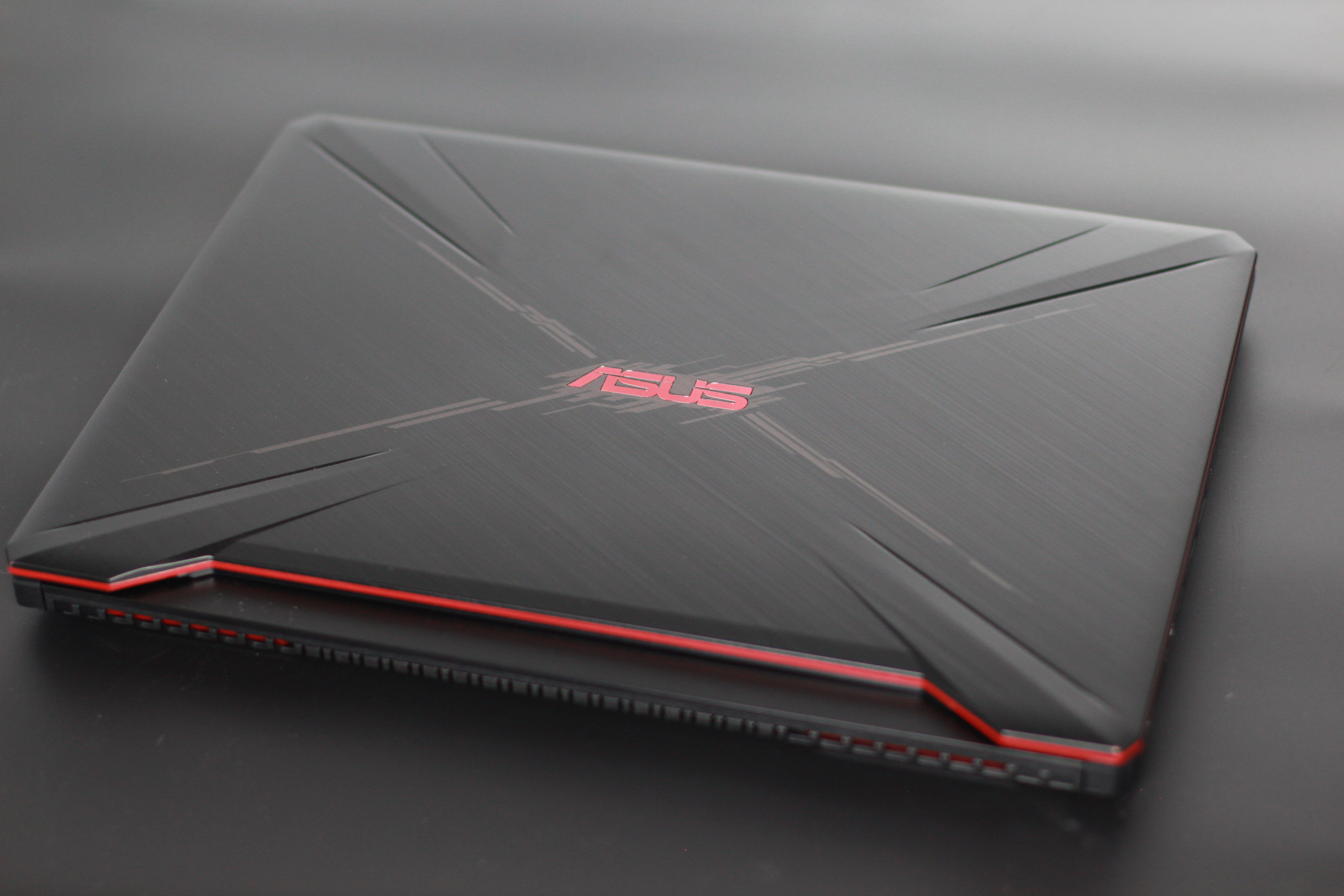 华硕飞行堡垒六电竞金属怎么样,华硕飞行堡垒6金属电竞版