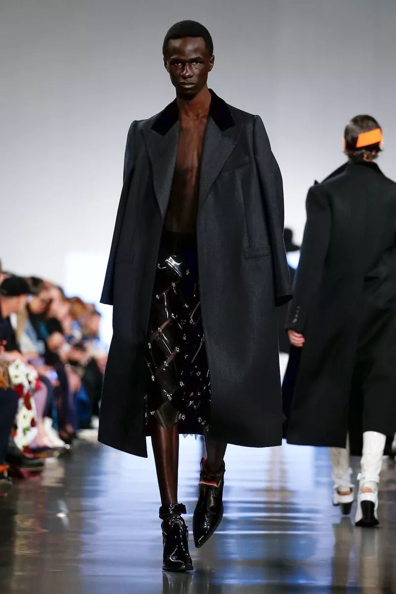 Chloé自由女神开启时尚乌托邦,MaisonMargiela鬼才升级!