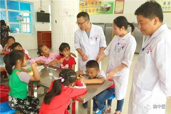 「精准帮扶在墨脱」佛中医团队助力，墨脱唯一口腔科成立并运营顺利