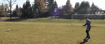 维维足球运球训练教程,足球传球的正确踢法视频教程