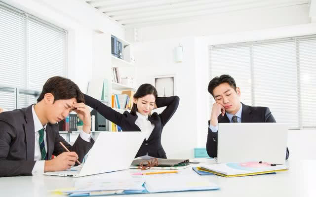 现在的90后都在干什么收入多少,90后的你现在挣的够不够家庭开支