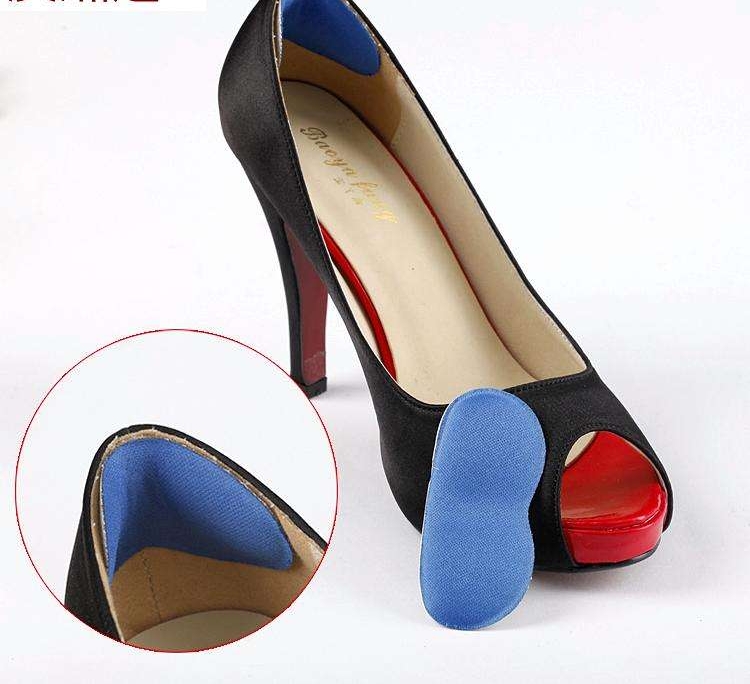 鞋口松紧带太紧磨脚怎么办,新鞋子磨脚踝骨可以用撑鞋器么