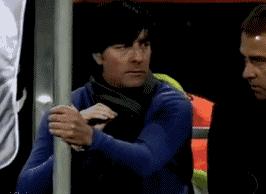 抠出来的鼻屎不要丢，隔壁家的小孩都馋哭了