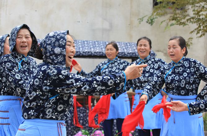 阳澄湖旅游吃大闸蟹民宿,沙家浜景区芦花湾住宿
