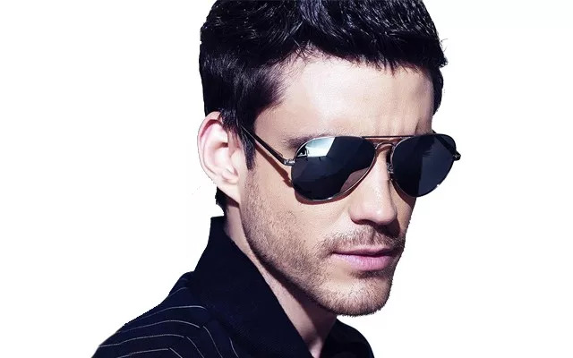 「丽江福利」价值400元的近*眼镜视**免费送！暴龙太阳镜338带走！国庆这家店搞事情！