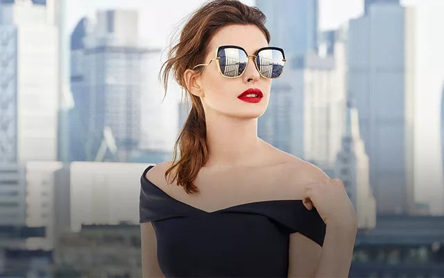 「丽江福利」价值400元的近*眼镜视**免费送！暴龙太阳镜338带走！国庆这家店搞事情！