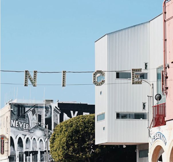 这些地方对中国游客免签或落地签,去免签国中转第三国需要过境签吗