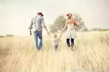 国庆家人出游拍照姿势大全,全家国庆出游拍照攻略