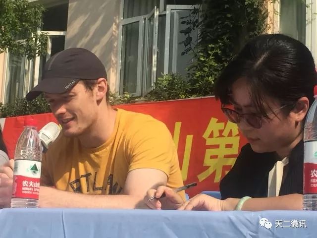 扬体育精神展青春风采课件,扬体育精神展青春风采班会