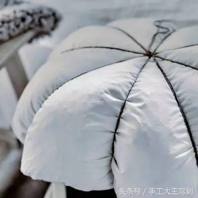 如何把枕头改造成抱枕,靠枕改造成坐垫