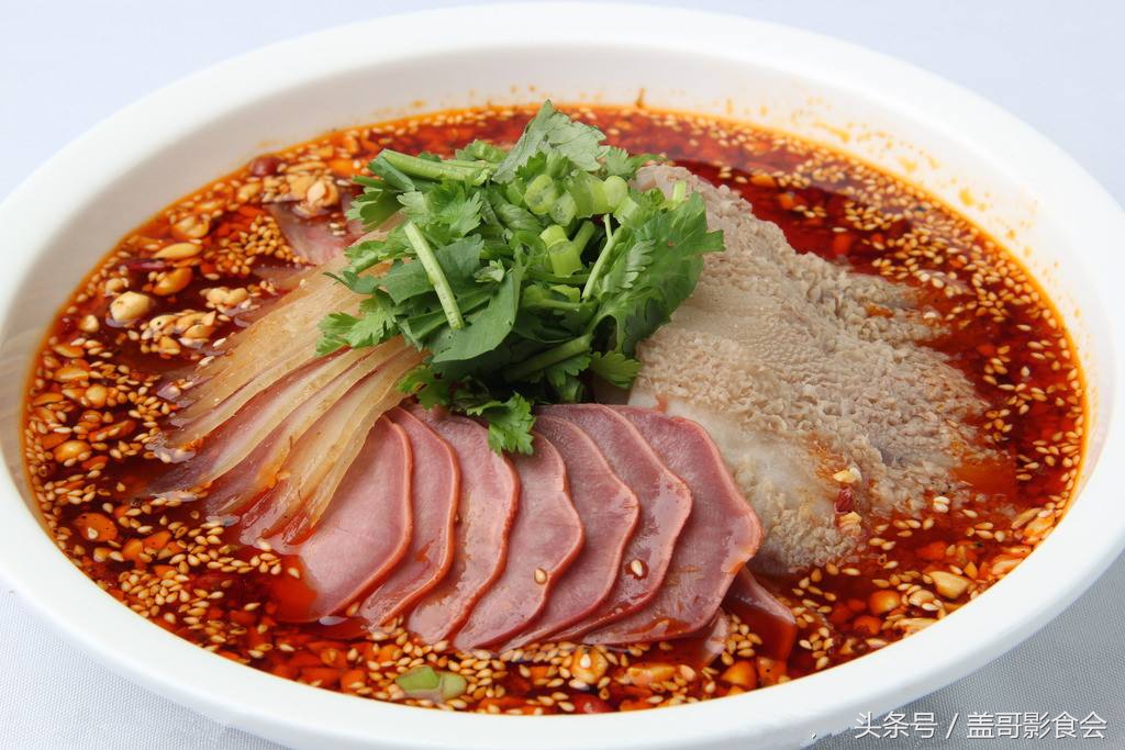 吃遍成都100家老字号美食,推荐几款不容错过的成都特色美食