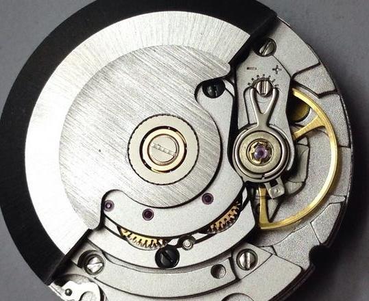 瑞士查获广州名表,瑞士查扣广州35吨顶级手表