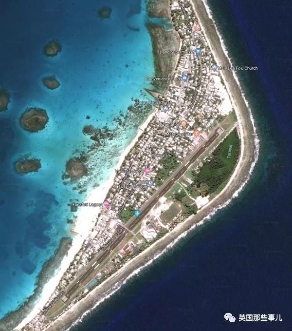 富豪假扮游客去谈生意，一出手就救下这个濒临灭绝的小国家，太魔幻