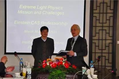 诺贝尔物理学奖发现了什么,诺贝尔物理学奖有纯理论吗