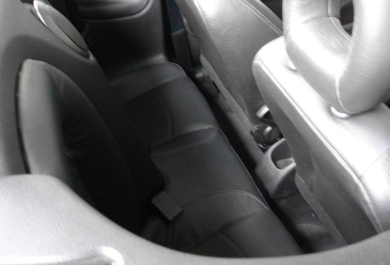 08年的标致206,08年标致206cc二手多少钱