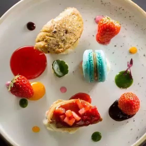 南京金陵饭店简介,南京百年老字号金陵饭店