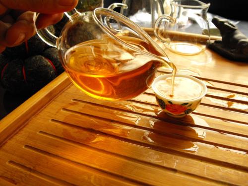 普洱茶越久越值钱是不是真的,老曼峨普洱茶存放时间越长越好吗