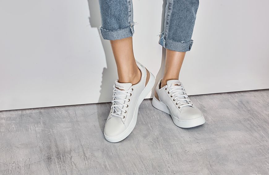 板鞋显腿瘦长,长腿板鞋