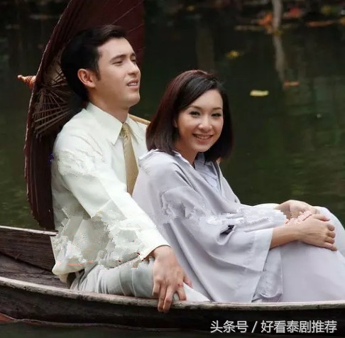 泰剧男主吃醋占有欲爆发吓坏女主,男主暗戳戳吃醋的泰剧