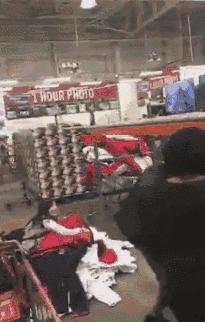 风衣霸，奶粉霸？Costco和沃尔玛被多伦多代购全搅和乱了！