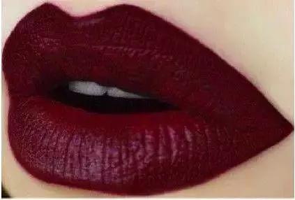 口红这几种颜色千万不要选,什么牌子的口红不敢涂