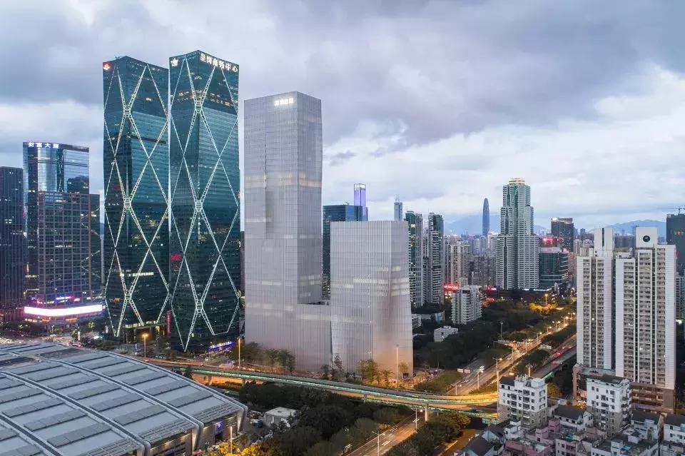 世界那么大我想去看看照片墙,世界那么大我想去看看优秀范文