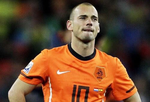 世界足坛历史第一后腰,世界足坛历史十大边锋