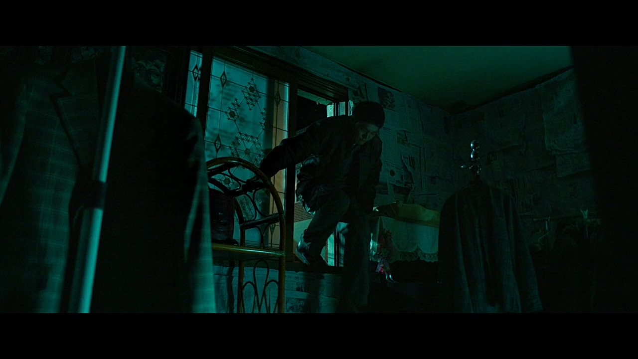 我把妹妹反锁在家，就出门喝酒去了：韩国电影无尿点系列