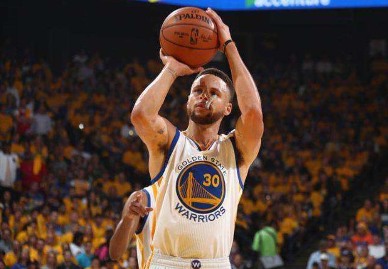 库里超高弧线热身球集锦,库里高弧线投篮教学