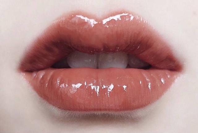 扒一扒大牌抗衰老,推荐几款秋冬季滋润大牌口红