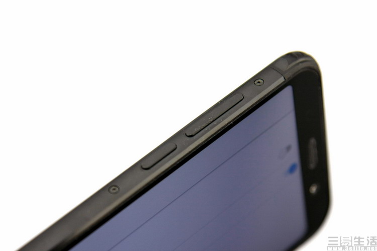 三防手机也要做大众情人测试AGMX3