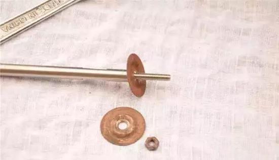 崖柏凹槽用什么工具打磨,打磨崖柏根雕的视频教程