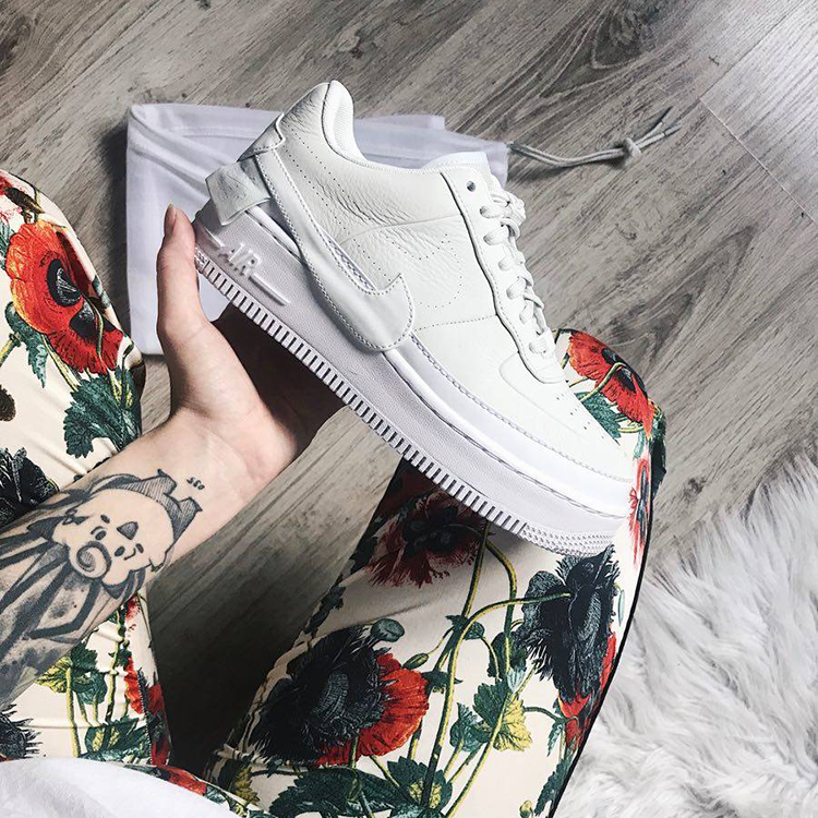 我们安排了15双能让你恢复上班动力的鞋子，请查收！