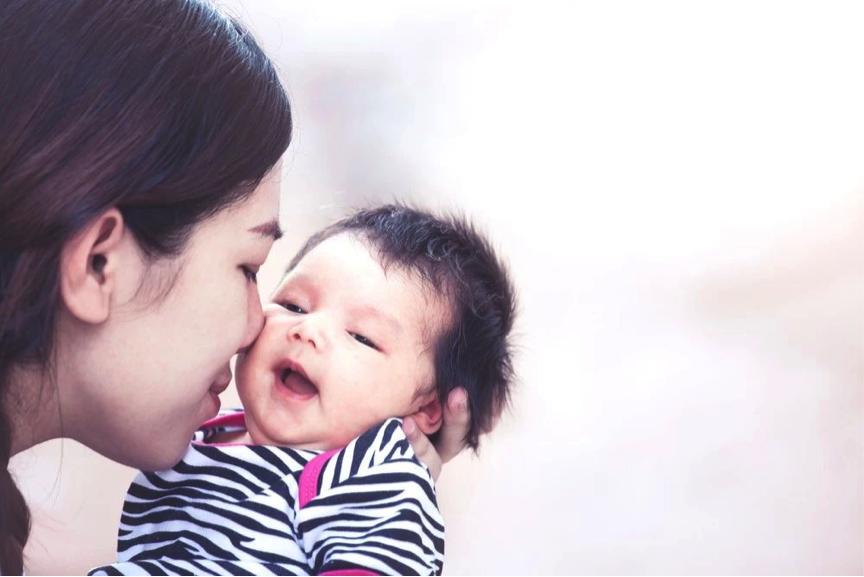 给宝宝断奶心里特别难过,给孩子断奶心里难受