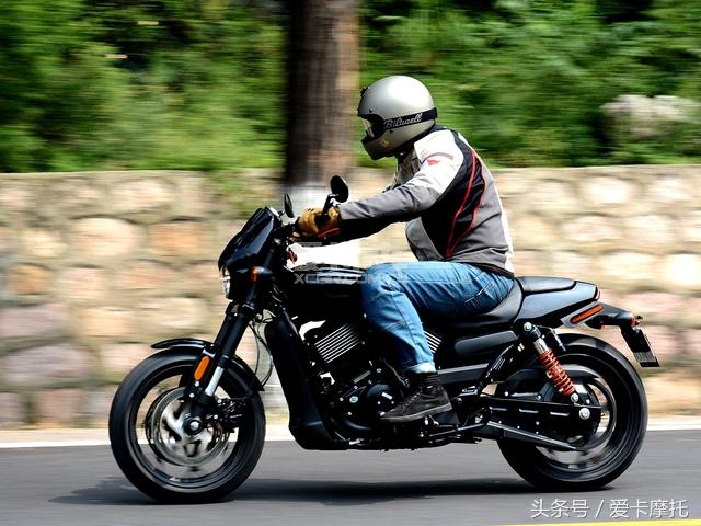 这不是你认识的哈雷试STREETROD750