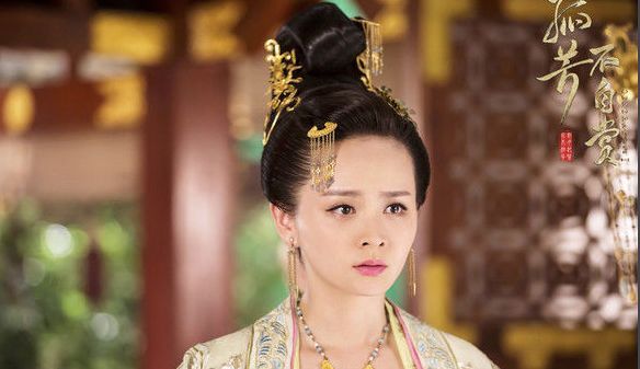 邓莎买衣服被当小偷后续,邓莎买东西事件