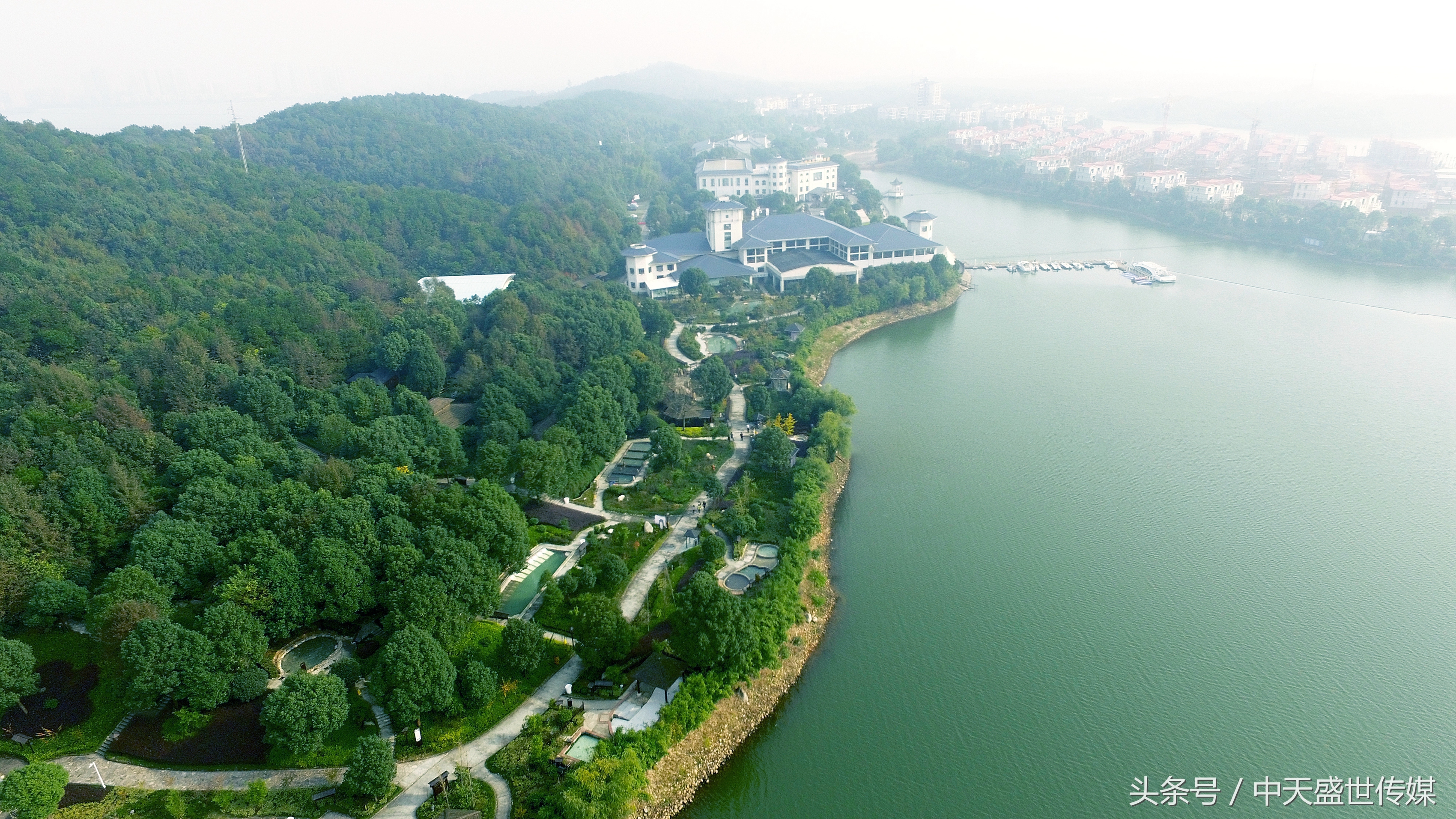 嘉鱼山湖温泉推荐,嘉鱼爱马仕