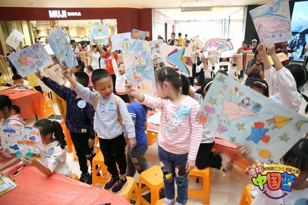 梦想插上竹蜻蜓,在书画的世界里来一场飞行之旅