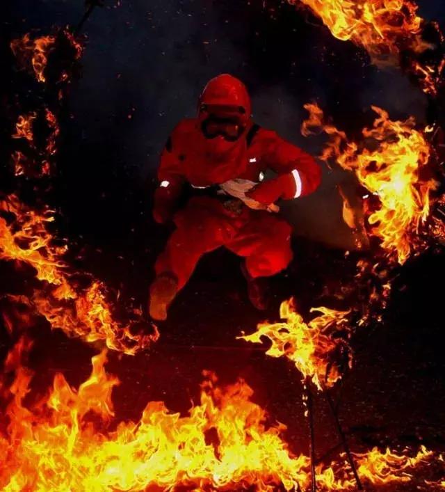 再见武警消防,再见消防兵完整版