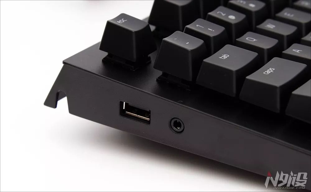 黑寡妇键盘是哪个国家的,黑寡妇属于量产键盘吗