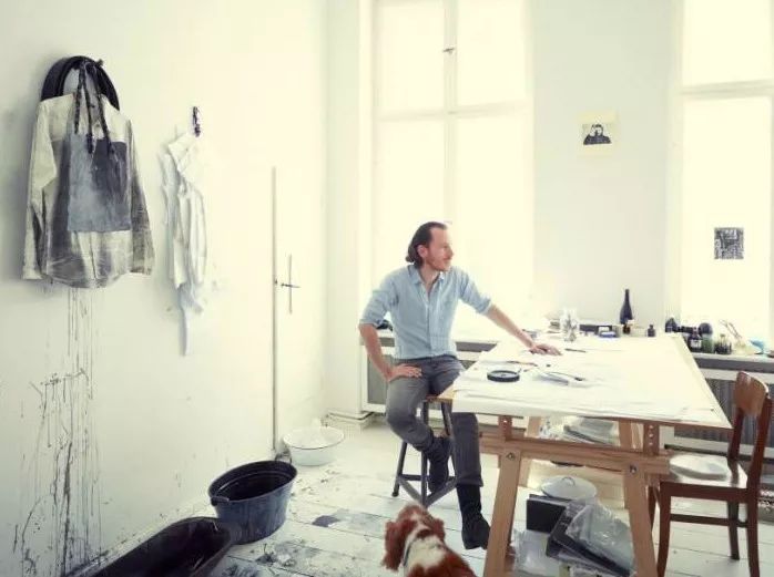 如果你喜欢服装设计却又不知如何学起，那这篇文章刚好适合你