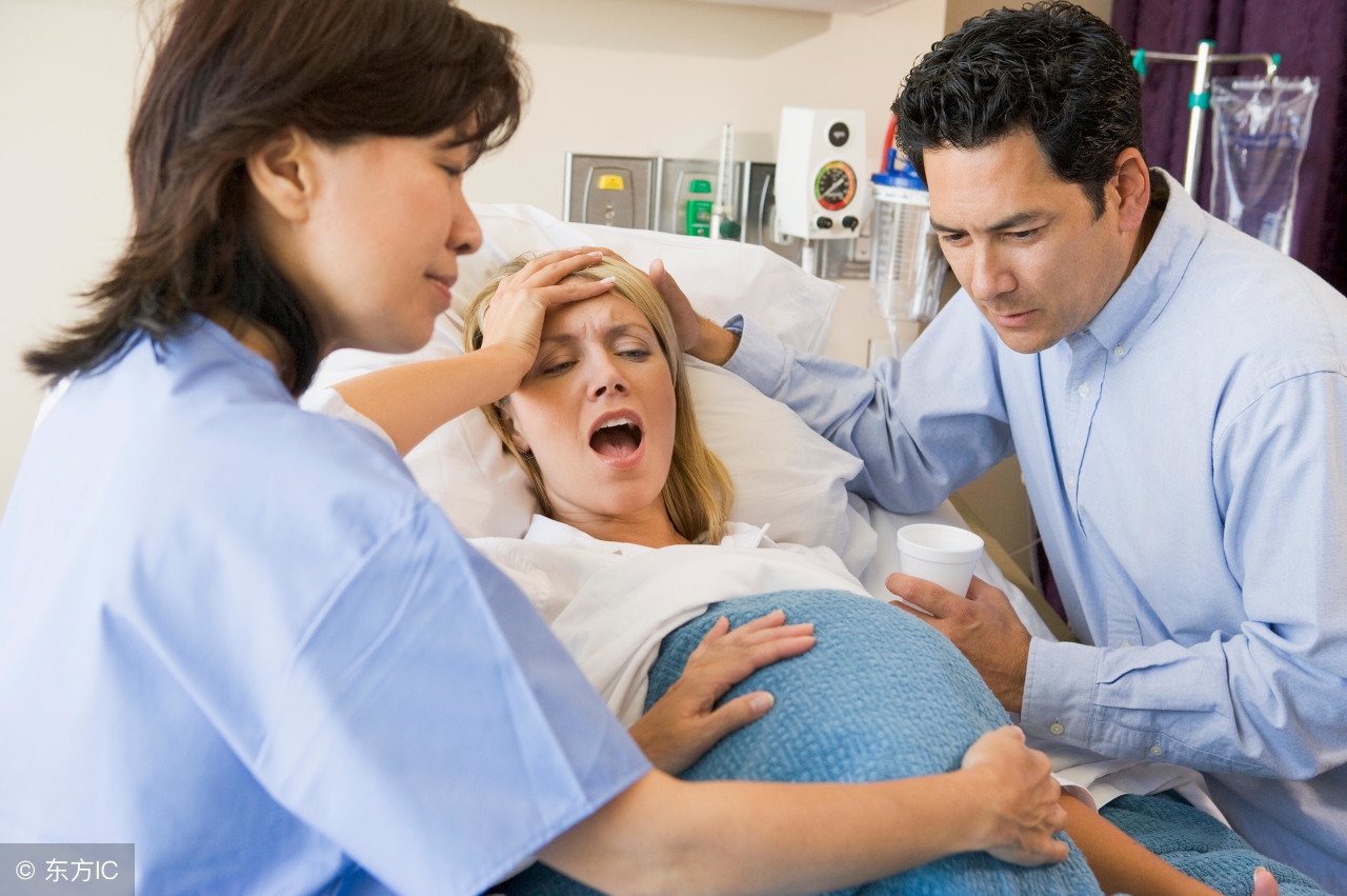 有助于自然分娩的3个简单动作,自然分娩顺产的全部过程是什么