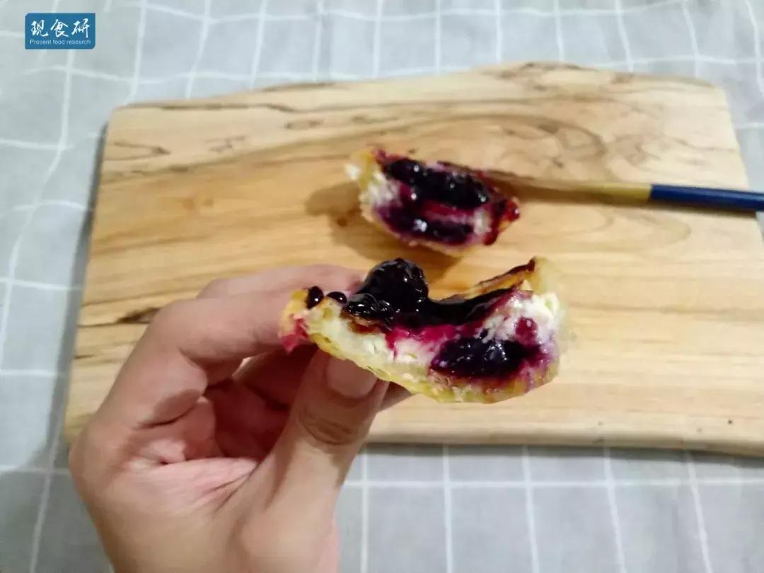 肯德基3月新品榴莲蛋挞,肯德基新品芒芒杨枝甘露蛋挞